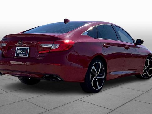 Used 2018 Honda Accord Sport image 12