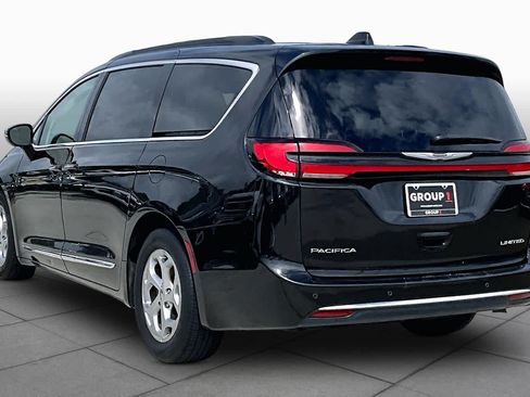 Used 2023 Chrysler Pacifica Limited FWD image 12