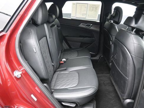 Used 2025 Kia Sportage X-Line w/ Premium Package image 25