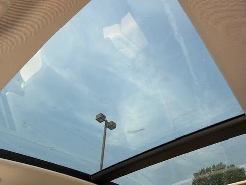 Certified 2023 Kia Sorento S w/ Panoramic Sunroof Package AWD/4WD image 32