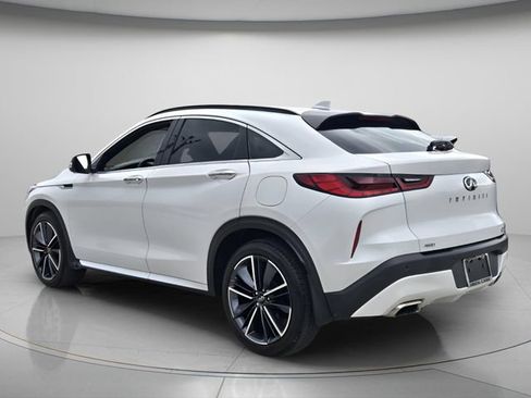 Used 2023 INFINITI QX55 Essential AWD/4WD image 7