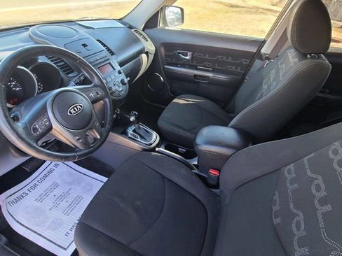 Used 2012 Kia Soul + image 3