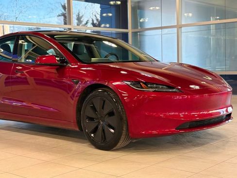 Used 2025 Tesla Model 3 Long Range image 5