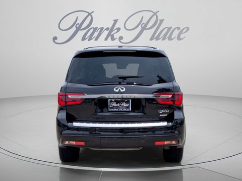 Used 2020 INFINITI QX80 Luxe w/ Edition 30 Package RWD image 4
