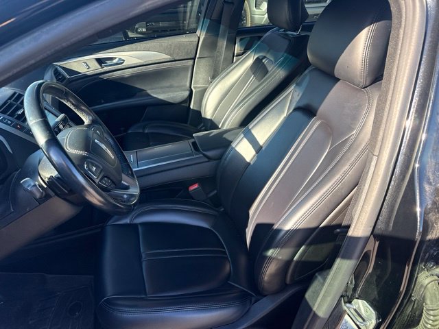 Used 2017 Lincoln MKZ Premiere FWD image 11