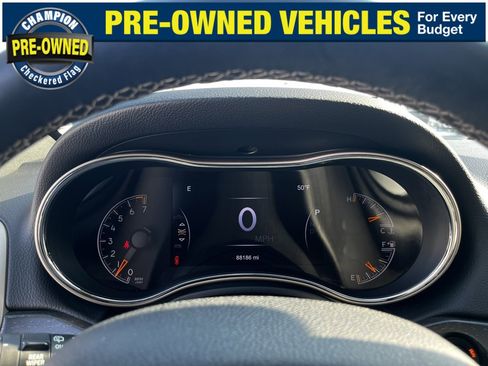 Used 2016 Jeep Grand Cherokee Limited image 23