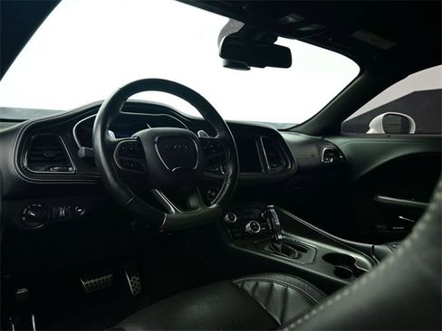 Used 2021 Dodge Challenger SRT Hellcat Redeye image 2