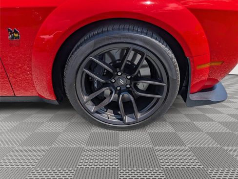 Used 2022 Dodge Challenger R/T Scat Pack RWD image 9