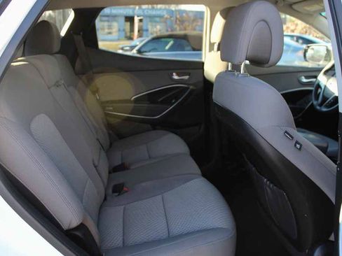 Used 2018 Hyundai Santa Fe Sport FWD image 26