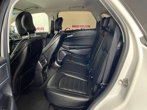 Used 2019 Ford Edge SEL w/ Equipment Group 201A FWD image 24