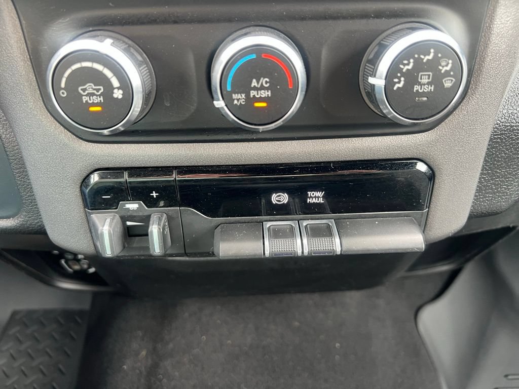 Used 2021 RAM 2500 Big Horn AWD/4WD image 30