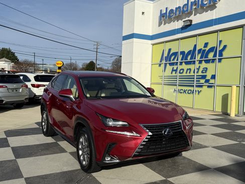 Used 2019 Lexus NX 300h AWD image 11