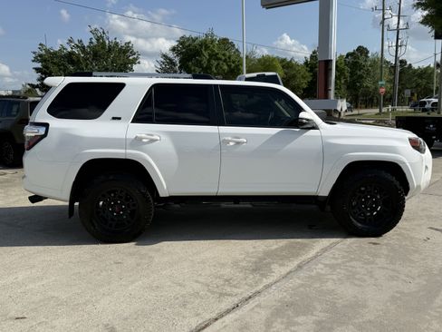 Used 2024 Toyota 4Runner SR5 Premium w/ Moonroof Package image 3
