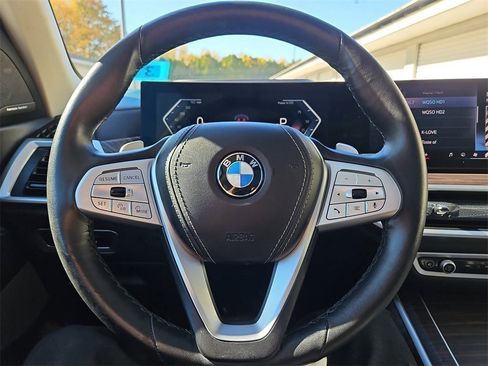 Used 2024 BMW X7 xDrive40i image 35