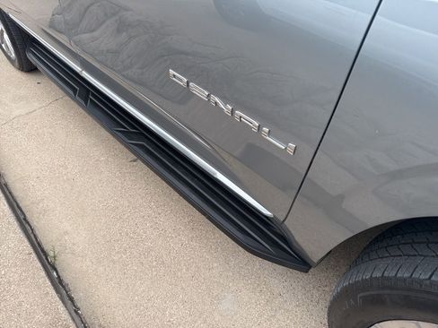 Certified 2024 GMC Yukon XL Denali w/ Advanced Technology Package AWD/4WD image 6