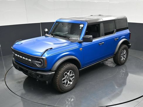 Used 2025 Ford Bronco Badlands AWD/4WD image 46