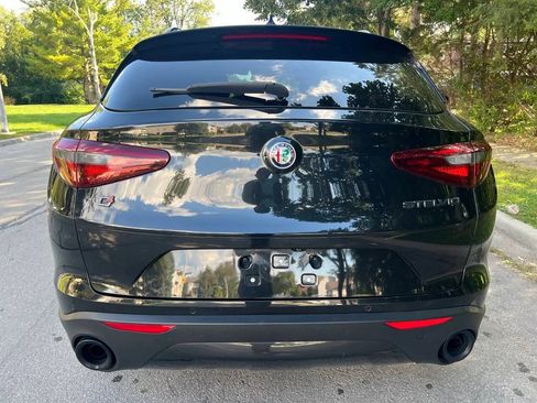 Used 2019 Alfa Romeo Stelvio Sprint w/ Nero Edizione image 5