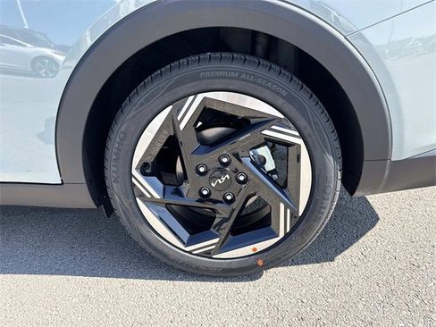 New 2026 Kia K4 EX image 25