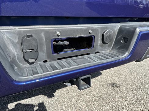 Used 2017 Chevrolet Colorado LT image 15