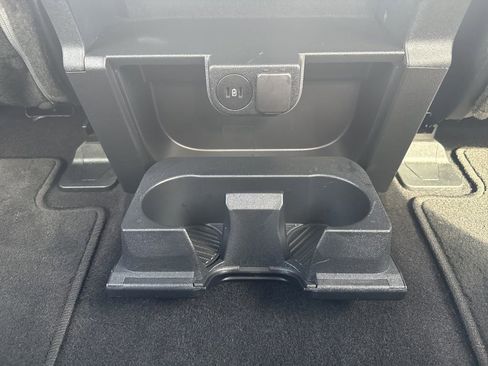 Used 2025 Ford F150 XLT image 31