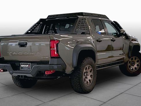Used 2025 Toyota Tacoma 4x4 Double Cab Hybrid w/ Tow Tech Package image 11