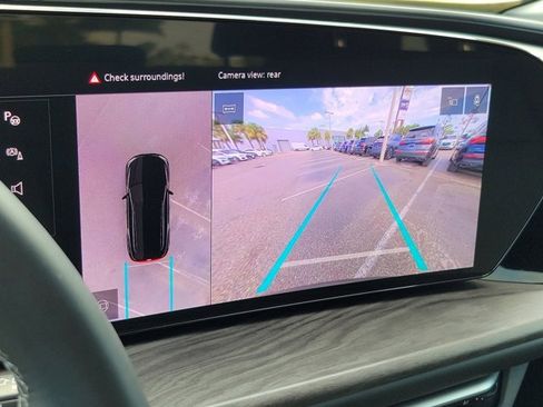 Certified 2025 Audi Q5 Premium w/ Convenience Package image 28