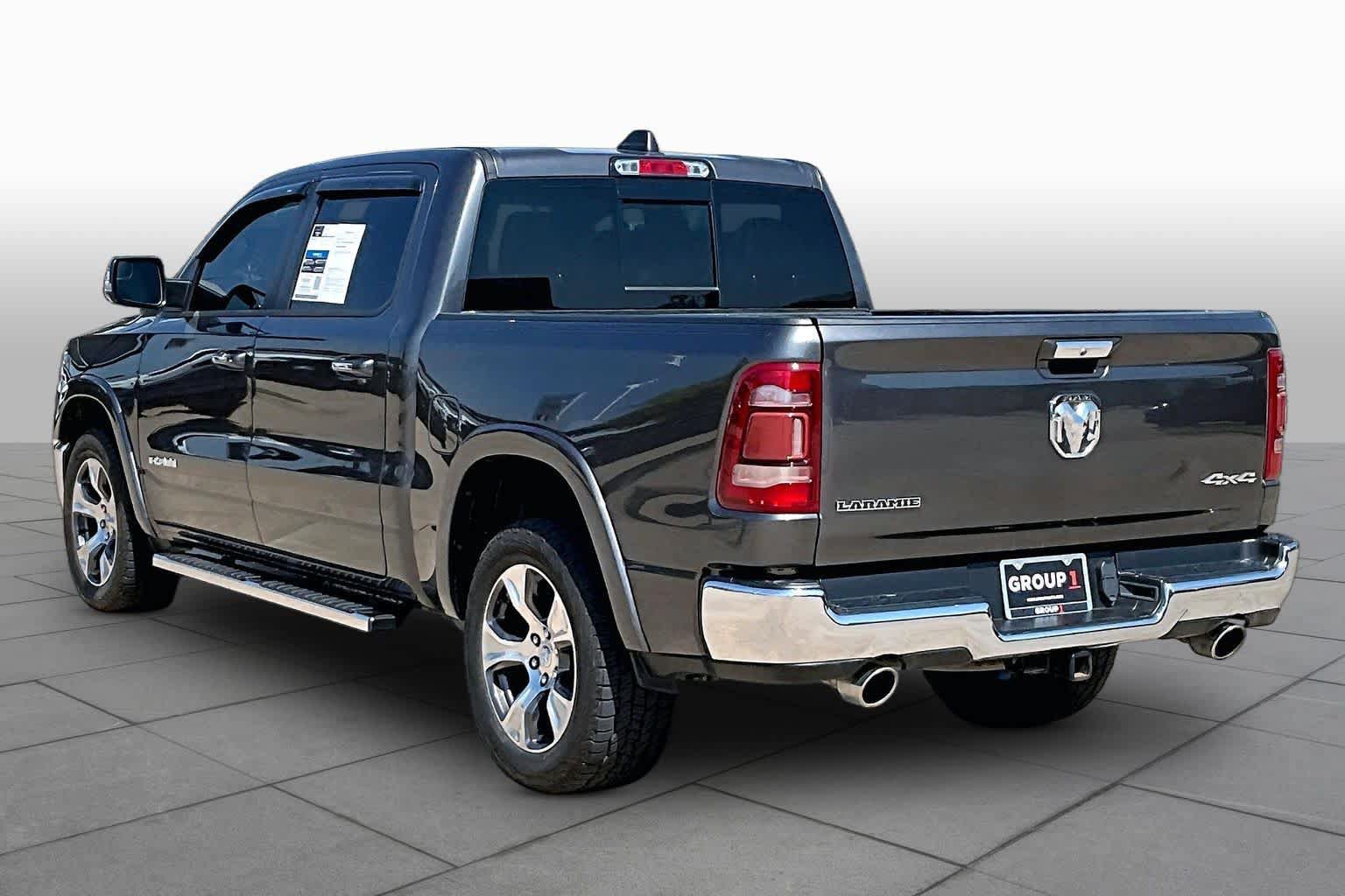 Used 2022 RAM 1500 Laramie AWD/4WD image 11