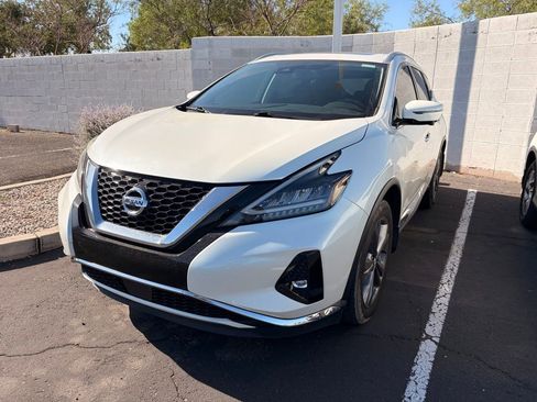 Used 2022 Nissan Murano Platinum w/ Cargo Package FWD image 2