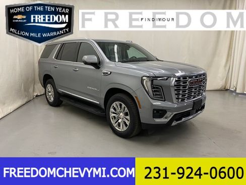Used 2025 GMC Yukon Denali AWD/4WD image 1