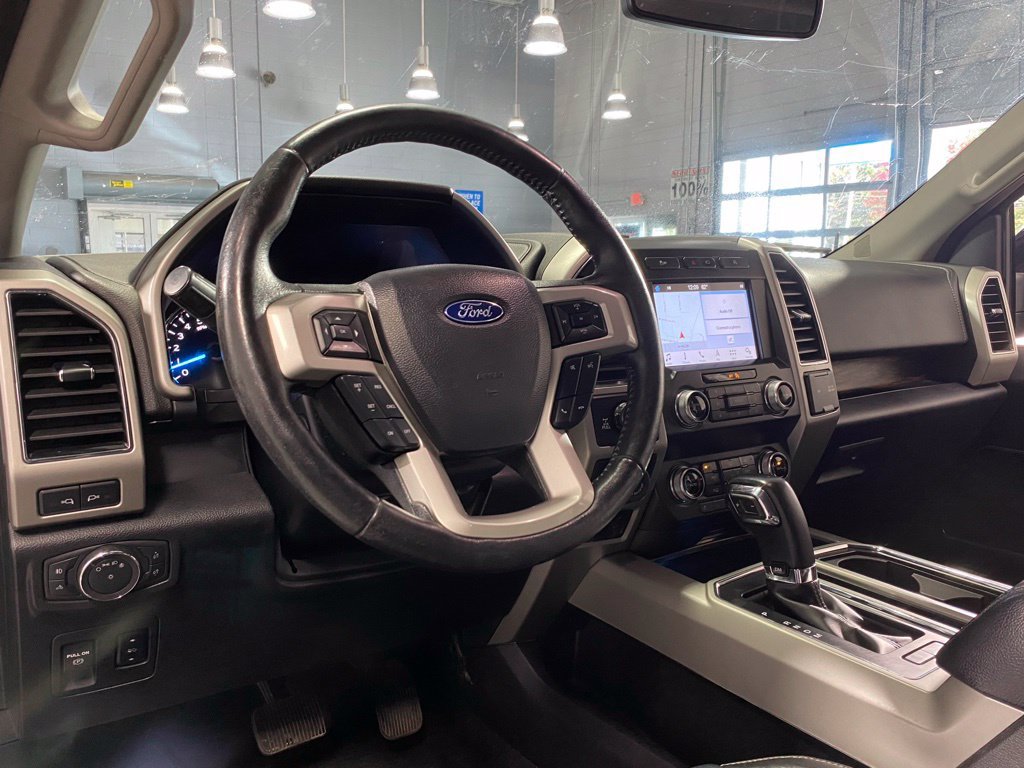 Used 2019 Ford F150 Lariat w/ Equipment Group 502A Luxury AWD/4WD image 19