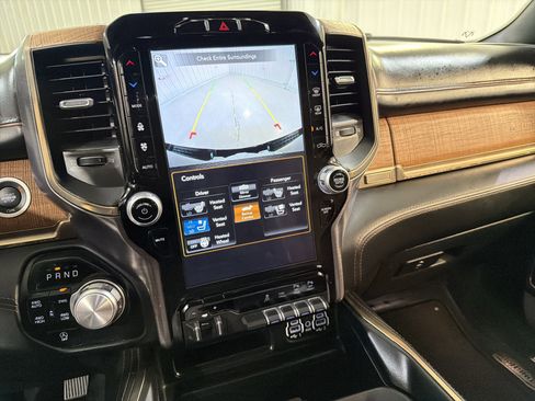 Used 2021 RAM 1500 Limited w/ Bed Utility Group image 18