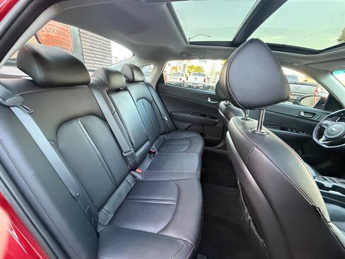 Used 2018 Kia Optima SX w/ Technology Package FWD image 29