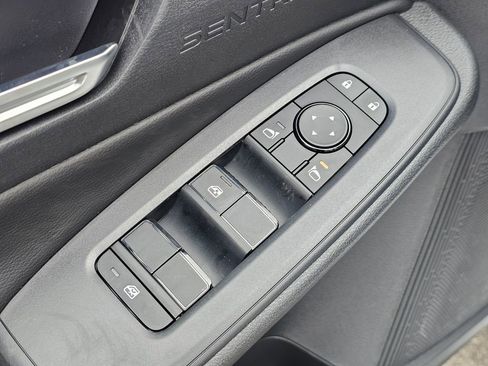 New 2026 Nissan Sentra SV w/ SV Convenience Package image 28