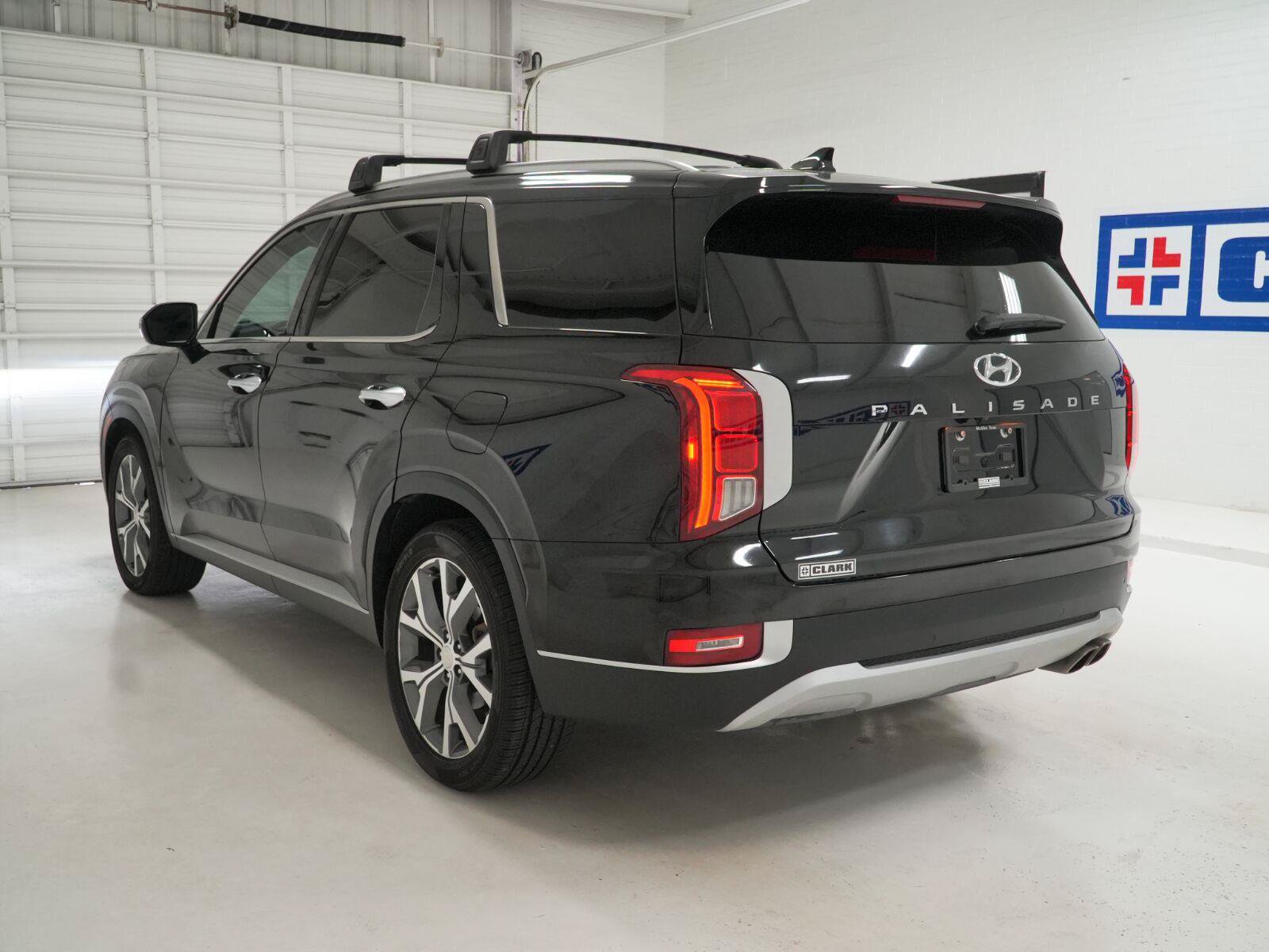 Used 2022 Hyundai Palisade SEL w/ Premium Package FWD image 31