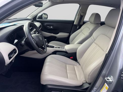 Used 2024 Honda HR-V EX-L image 10