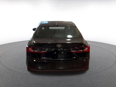 Used 2025 Toyota Camry LE image 12