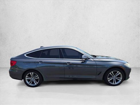 Used 2017 BMW 330i Gran Turismo xDrive AWD/4WD image 4
