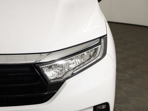 Used 2024 Honda Odyssey Touring image 18