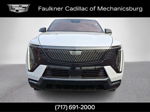 New 2026 Cadillac Escalade IQ Sport 1 w/ LPO, ONYX Package image 8