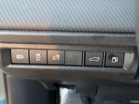 Used 2026 Toyota Camry SE w/ Convenience Package FWD image 23