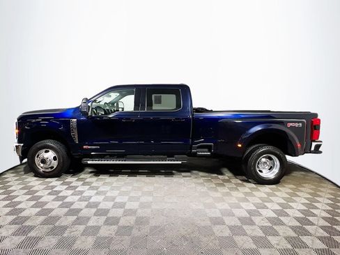 Used 2025 Ford F350 Lariat w/ FX4 Off-Road Package AWD/4WD image 4