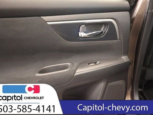 Used 2014 Nissan Altima 2.5 SV w/ Convenience Package FWD image 28