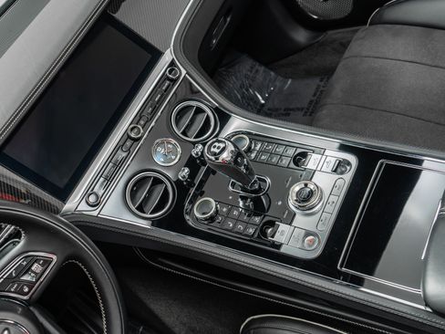 Used 2023 Bentley Continental GT V8 image 28