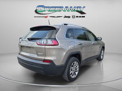 Used 2020 Jeep Cherokee Latitude Plus w/ Comfort/Convenience Group