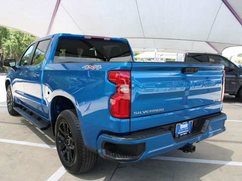 Used 2023 Chevrolet Silverado 1500 RST AWD/4WD image 3