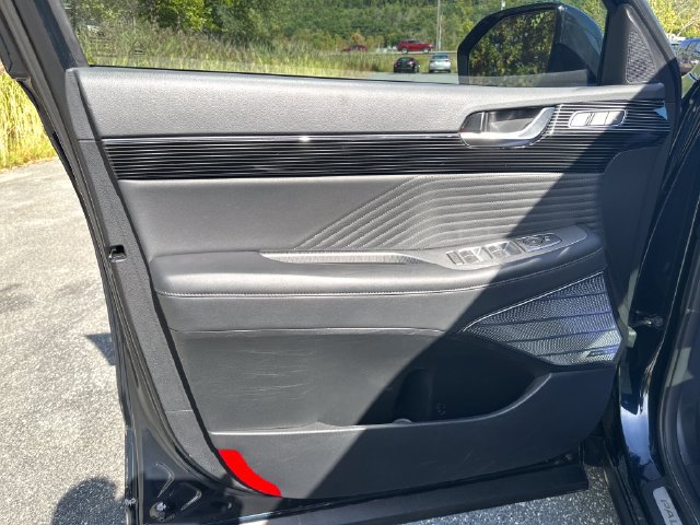 Certified 2024 Hyundai Palisade Calligraphy AWD/4WD image 11
