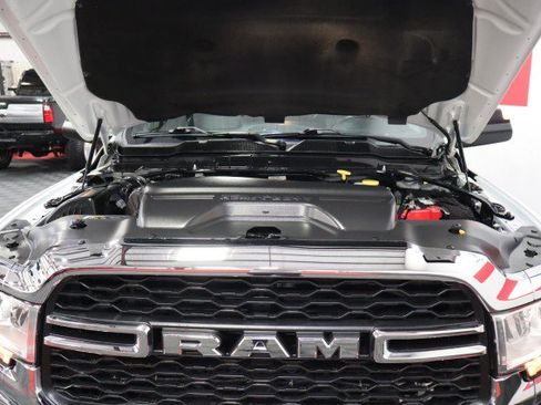 Used 2022 RAM 3500 Tradesman w/ Chrome Appearance Group AWD/4WD image 85