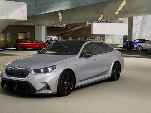 New 2026 BMW M5 image 30