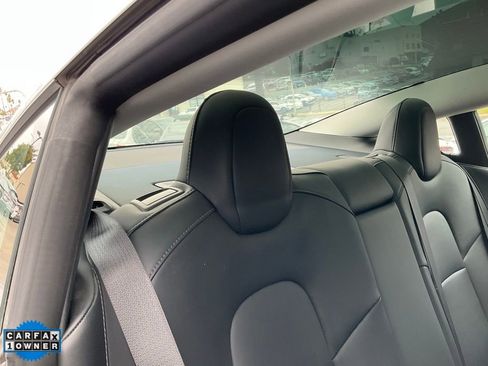 Used 2018 Tesla Model 3 Long Range image 54