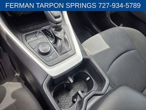 Used 2024 Toyota RAV4 LE AWD/4WD image 28
